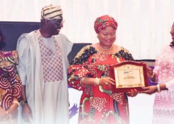 CONGRATULATIONS TO CHIEF MRS ADEJOKE ORELOPE-ADEFULIRE ON COWLSO AWARD OF HONOR  – Hon Akintomo